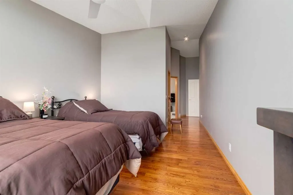 42 Edgevalley View NW