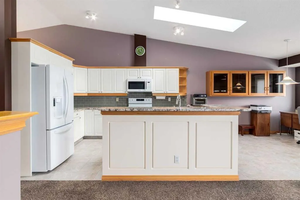42 Edgevalley View NW