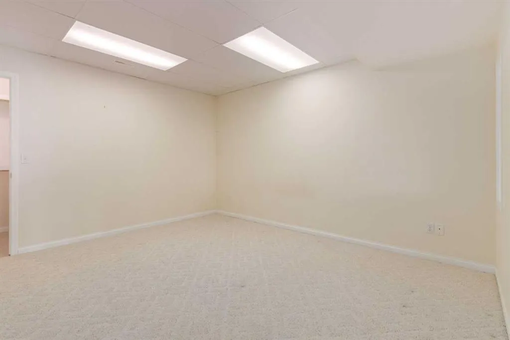 42 Edgevalley View NW