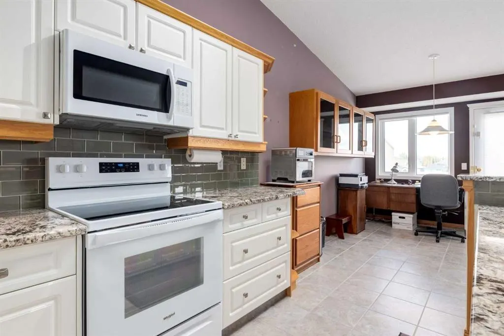 42 Edgevalley View NW