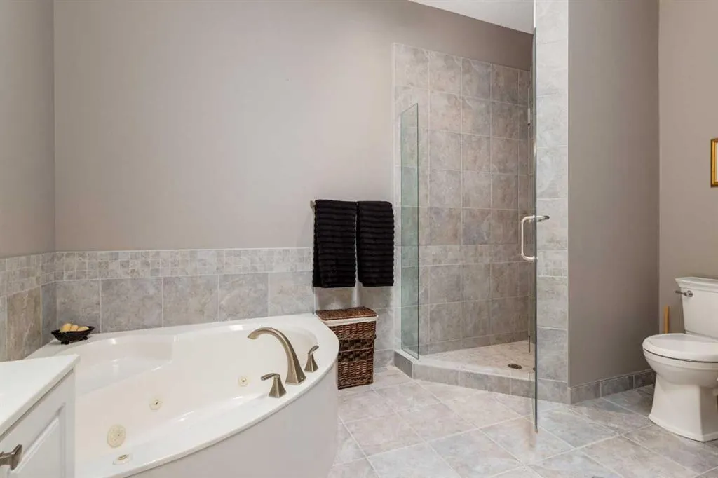 42 Edgevalley View NW