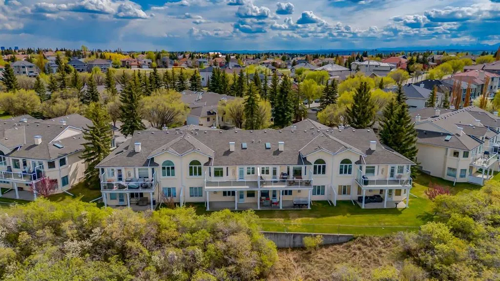 42 Edgevalley View NW