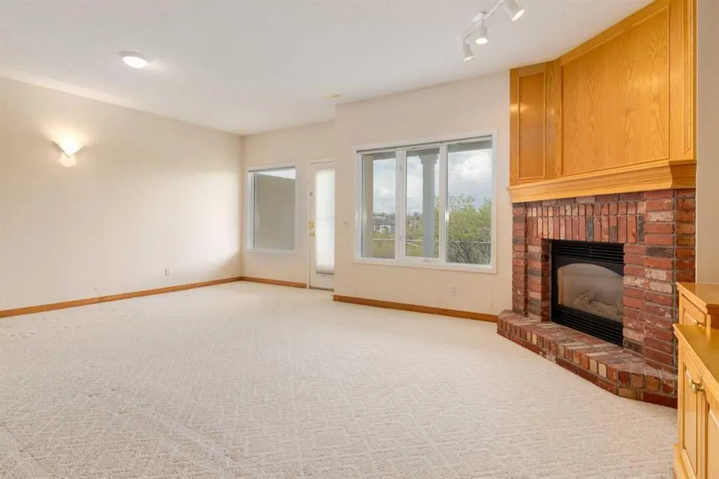 42 Edgevalley View NW