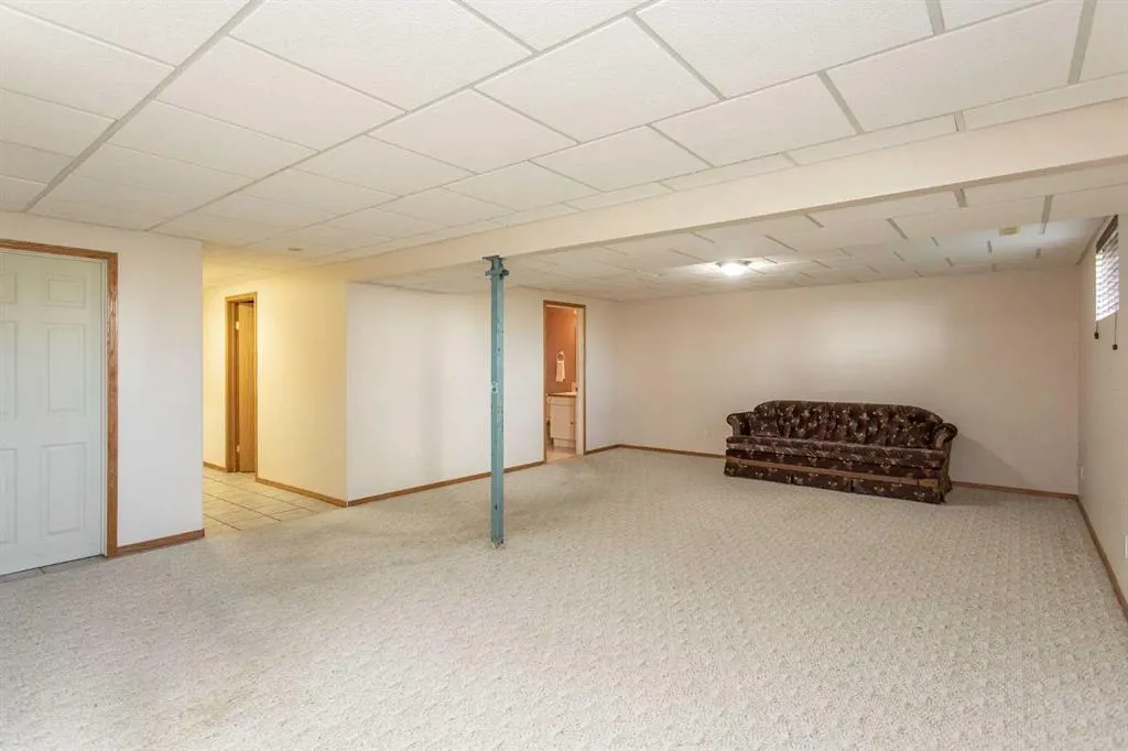 26 Tennyson Close
