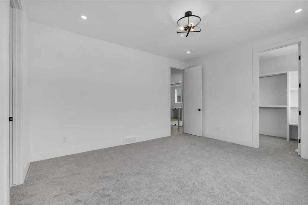 223 Kinniburgh Loop