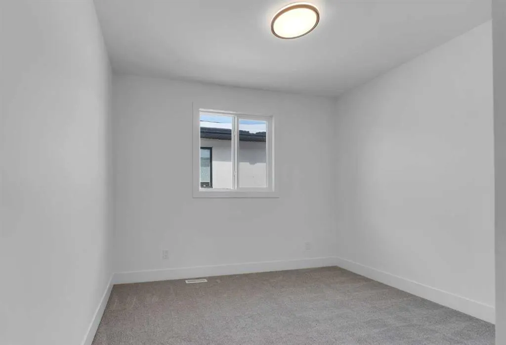223 Kinniburgh Loop