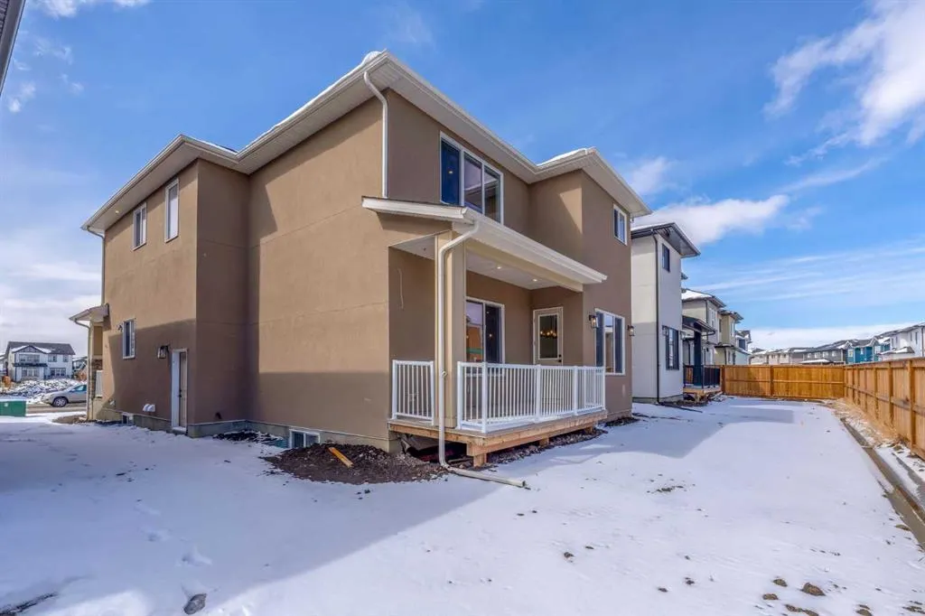 223 Kinniburgh Loop