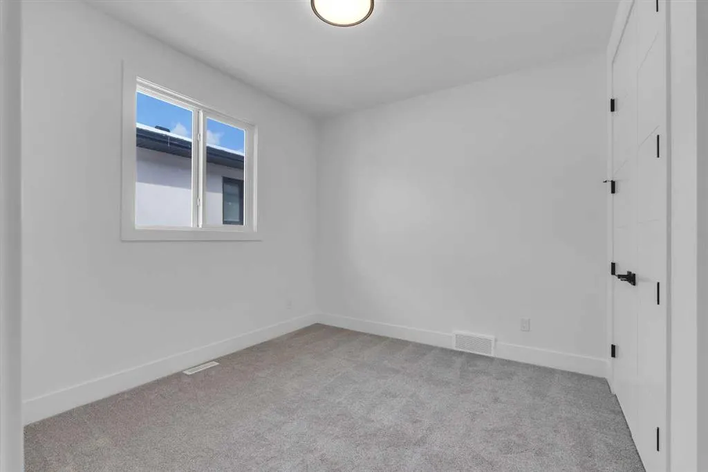 223 Kinniburgh Loop