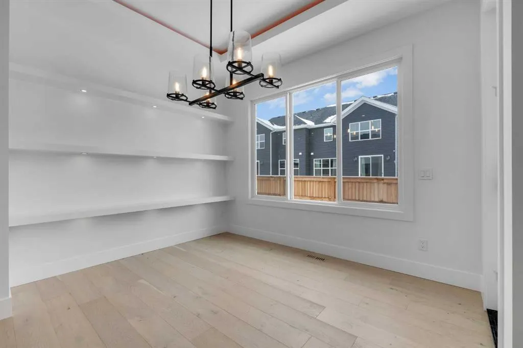 223 Kinniburgh Loop