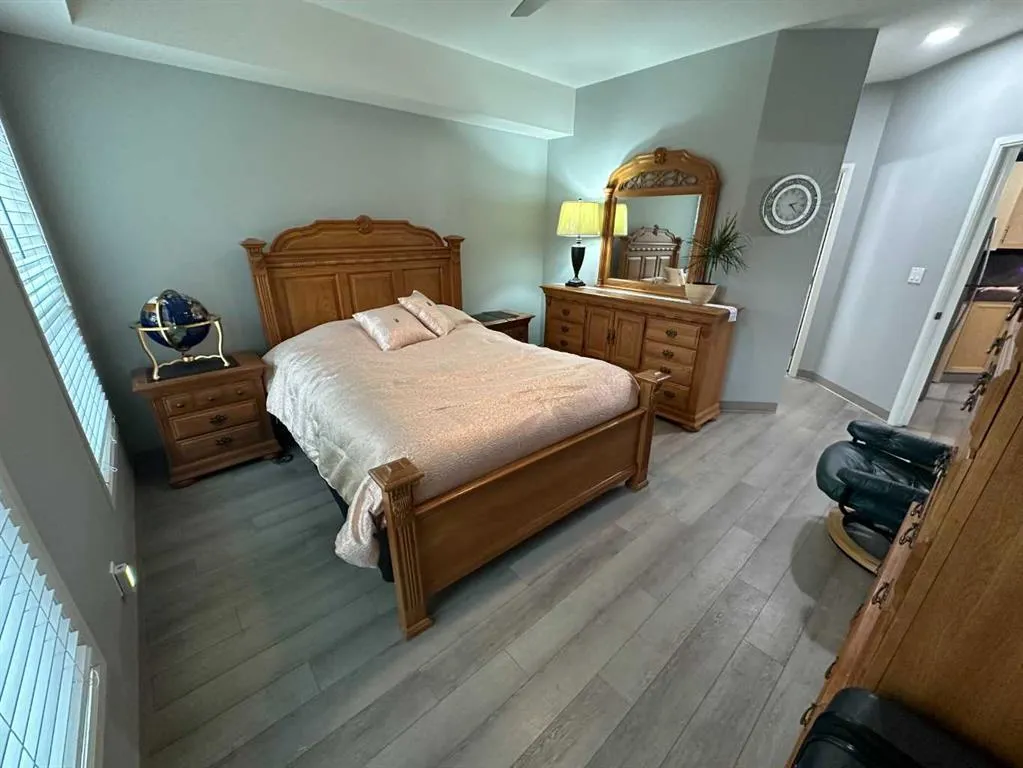 5040 53 Street, ##116