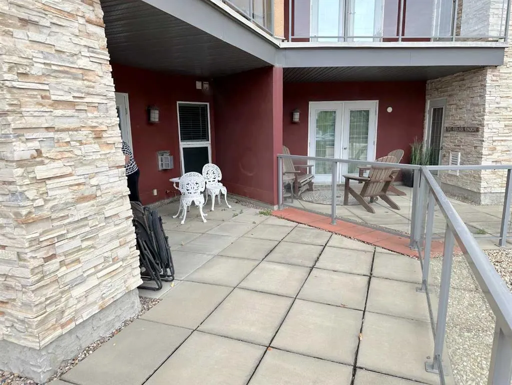 5040 53 Street, ##116