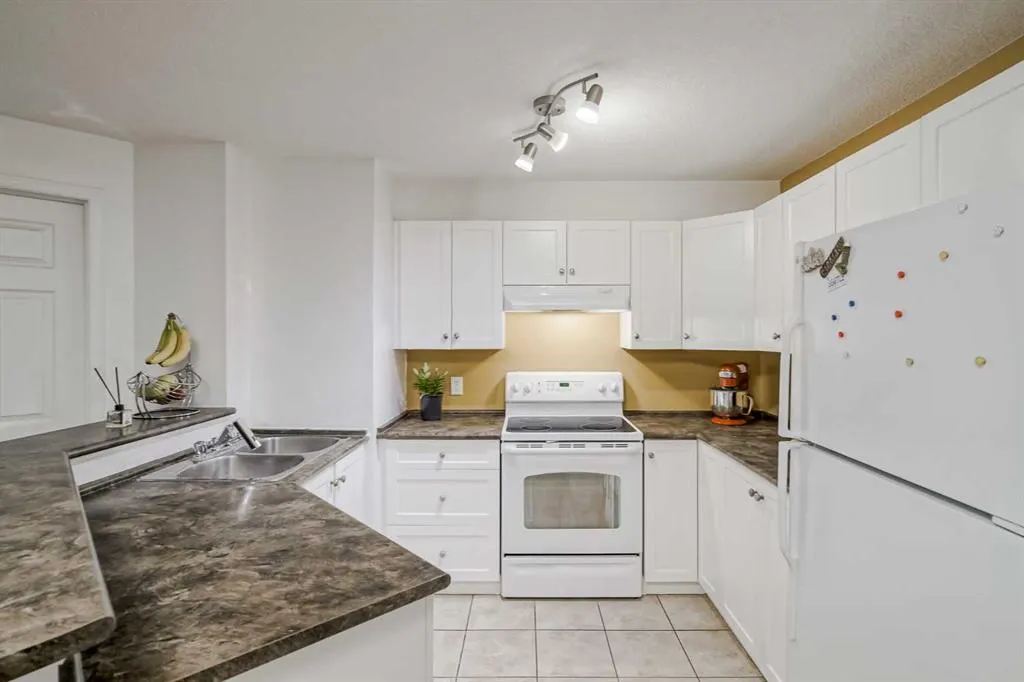 505 Railway Street W, #1306