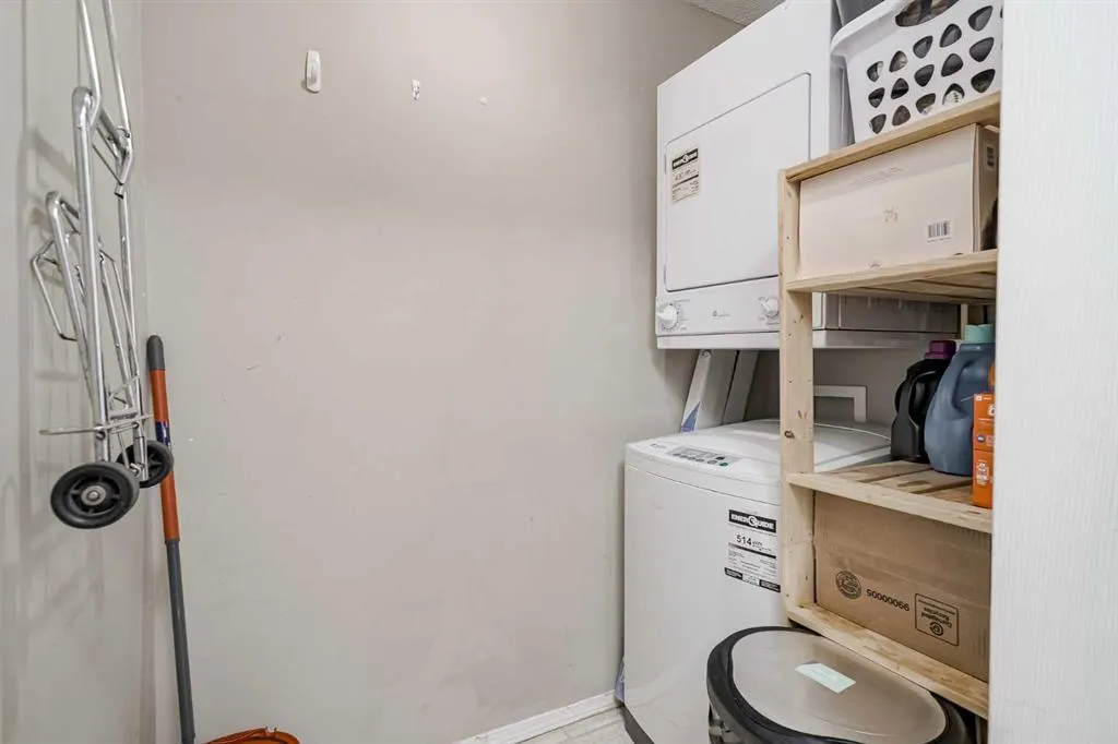 505 Railway Street W, #1306