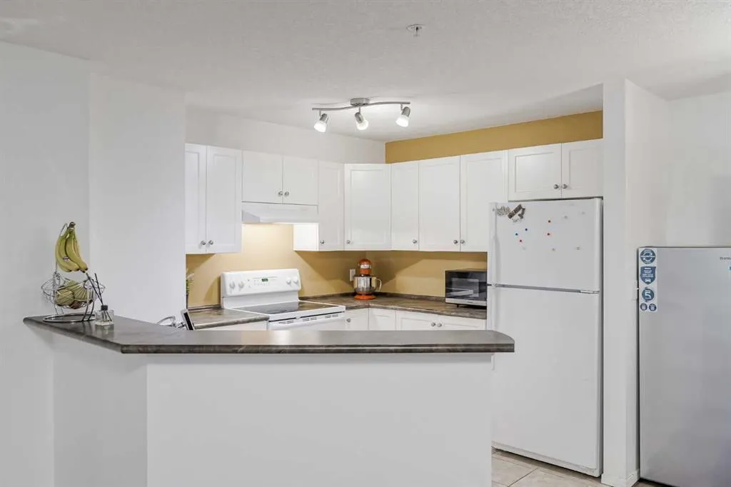 505 Railway Street W, #1306