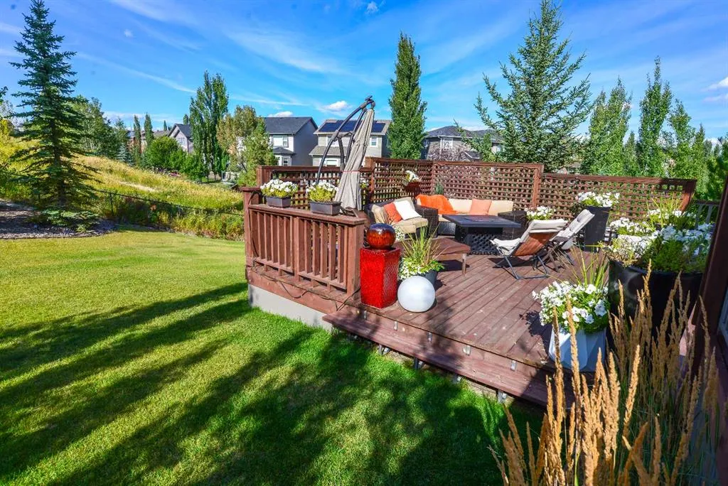 53 Tuscany Valley Hill NW