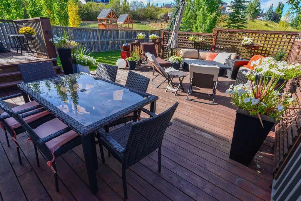 53 Tuscany Valley Hill NW