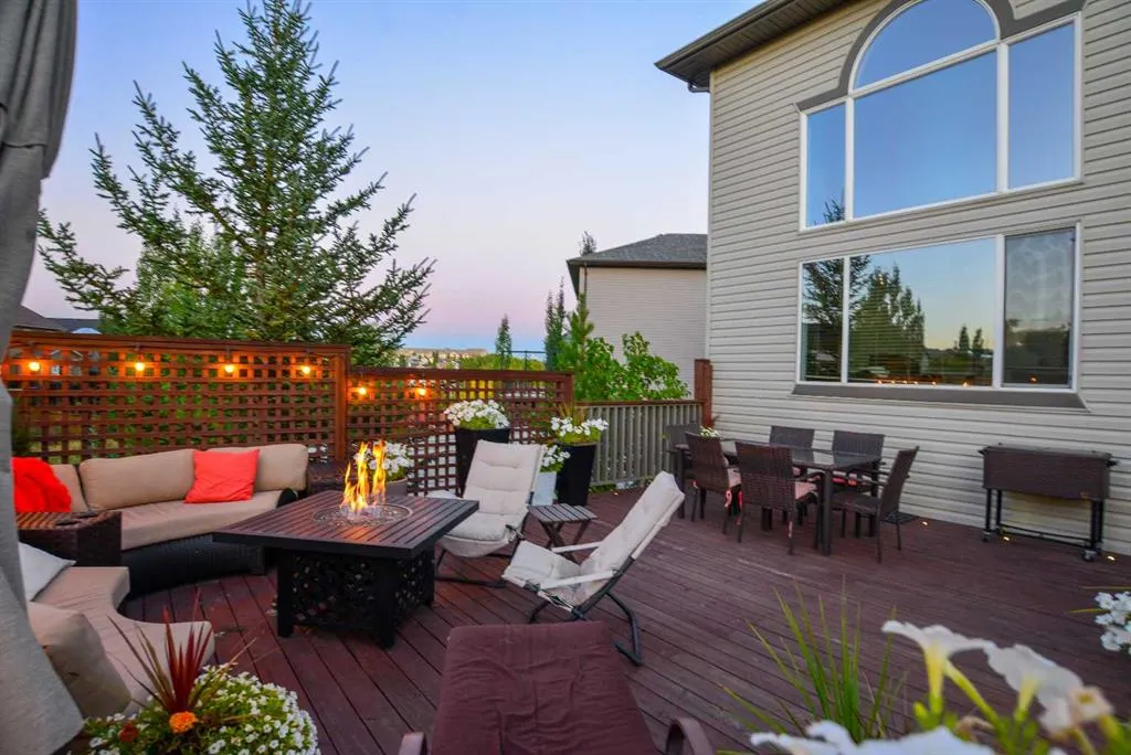 53 Tuscany Valley Hill NW