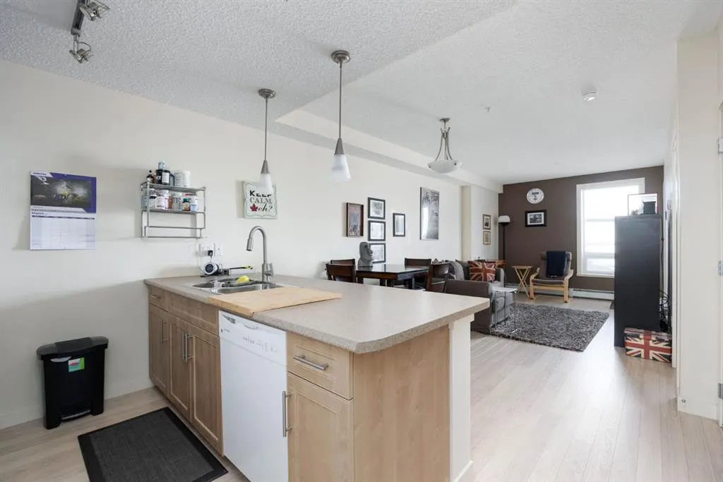 204 Sparrow Hawk Drive, #2201