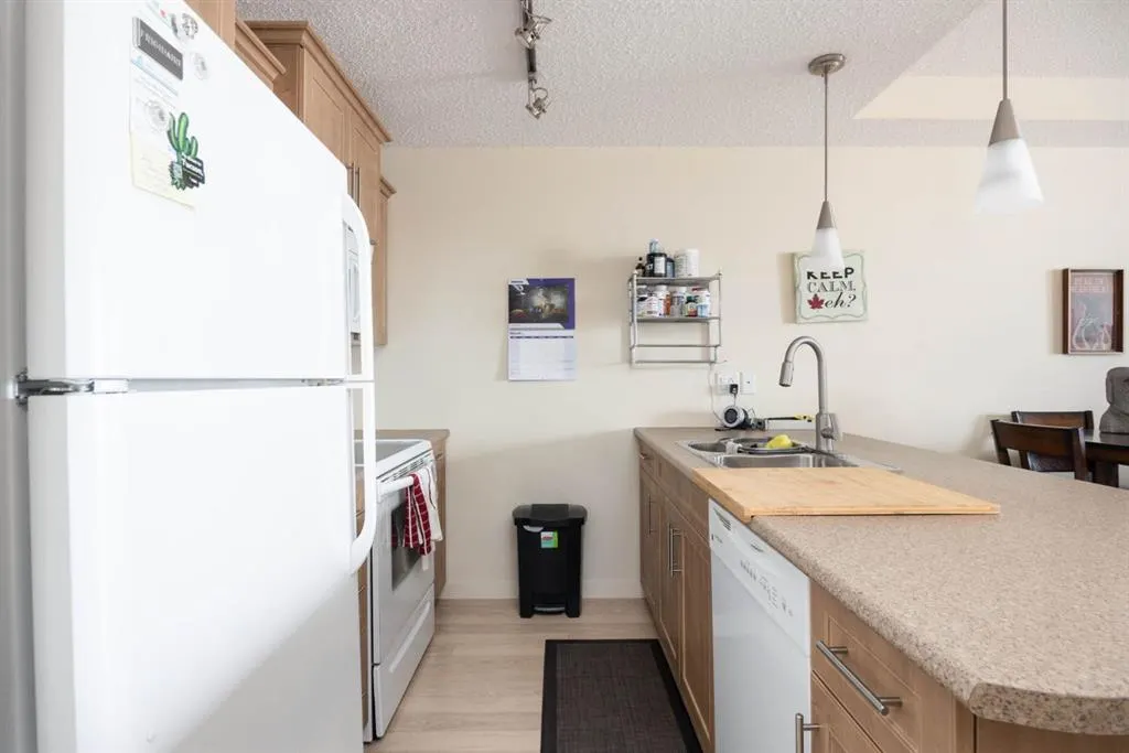 204 Sparrow Hawk Drive, #2201