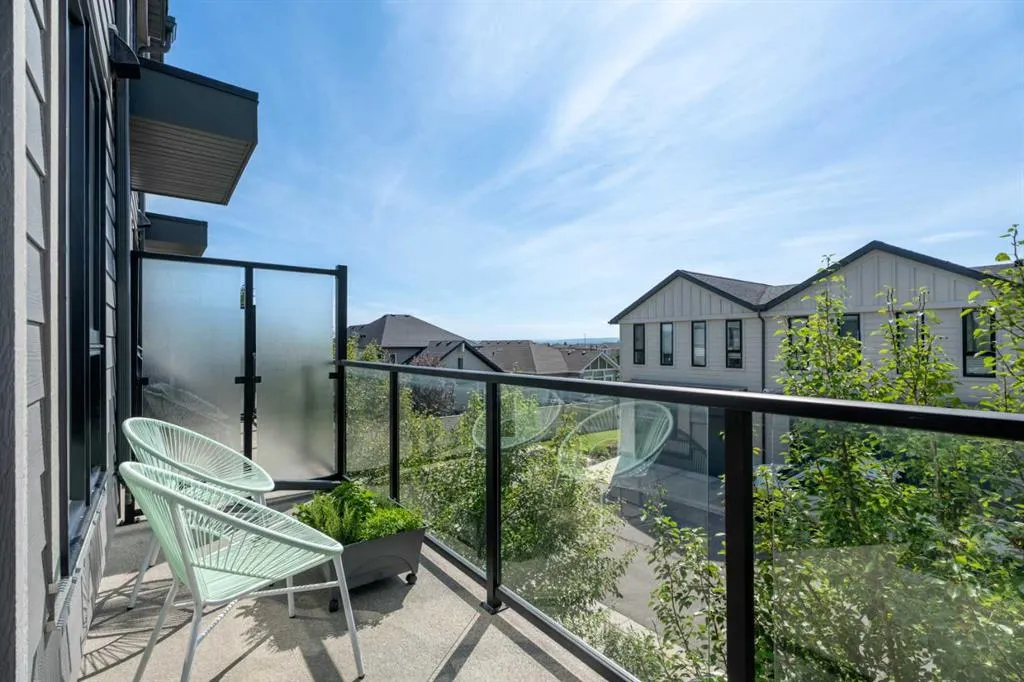508 Drake Landing Wynd