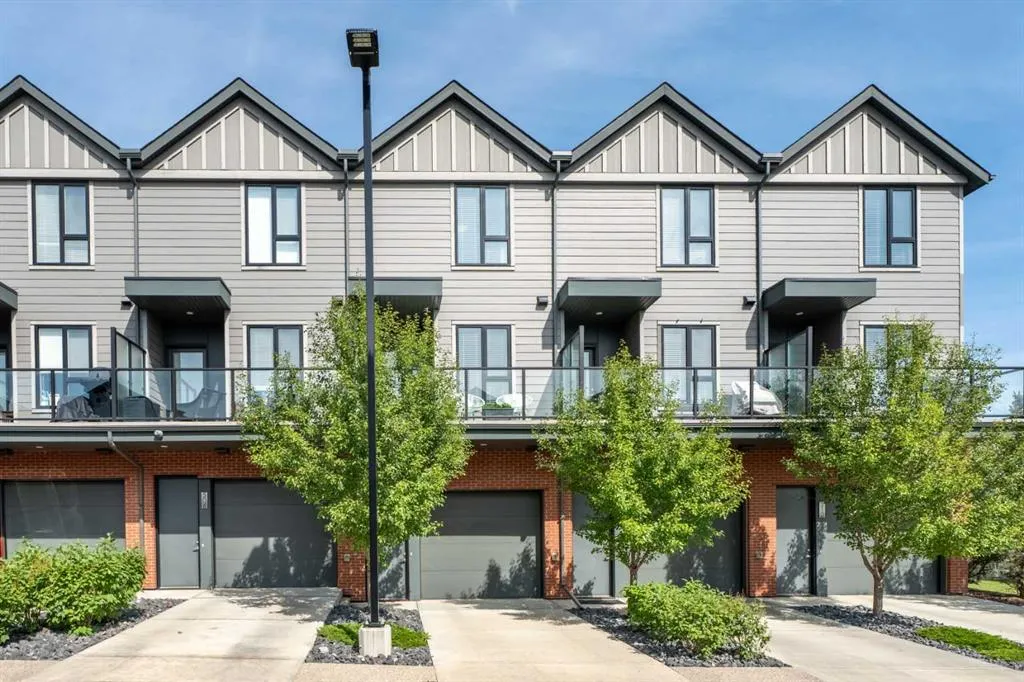 508 Drake Landing Wynd