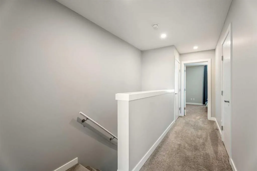 508 Drake Landing Wynd