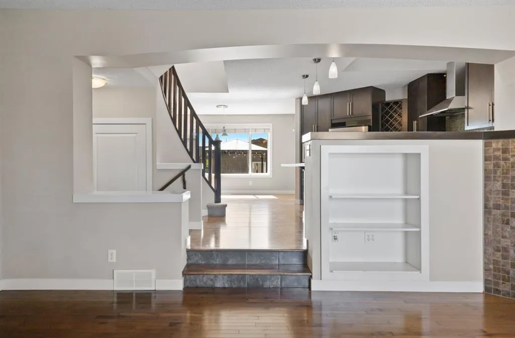 235 Auburn Bay Heights SE