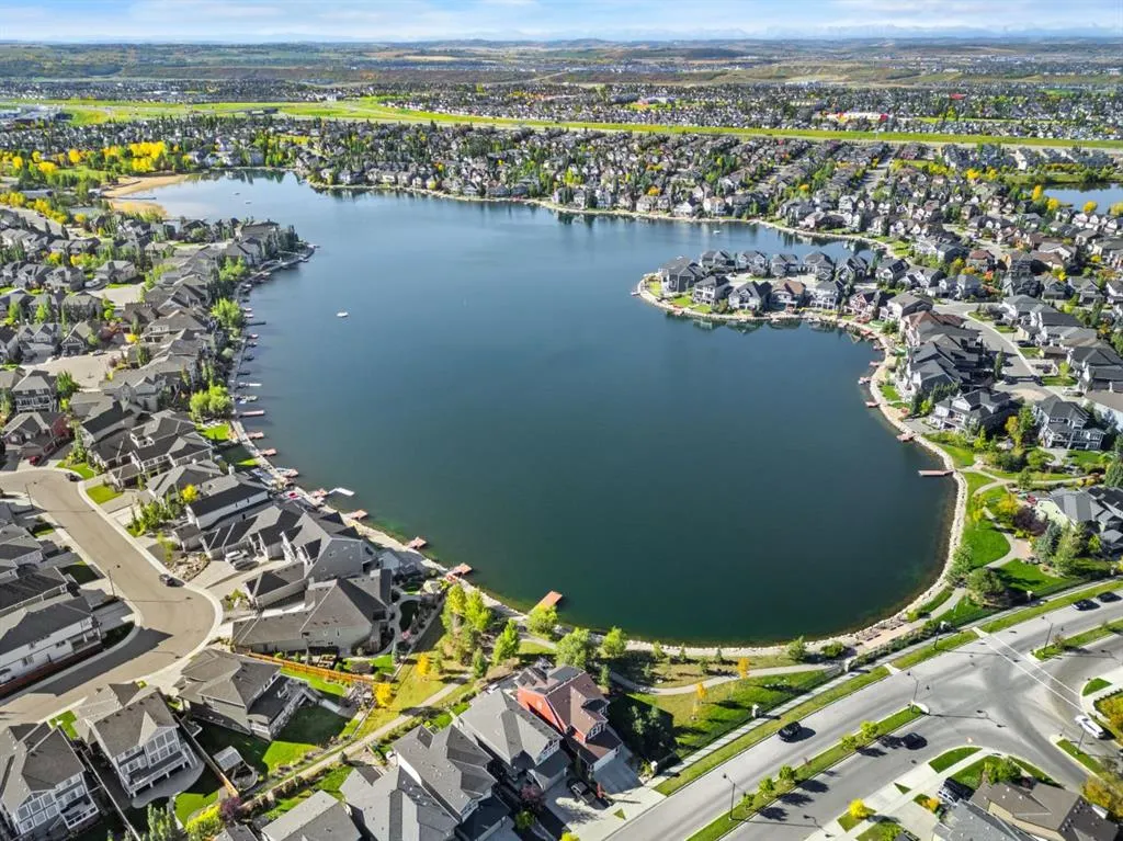 235 Auburn Bay Heights SE
