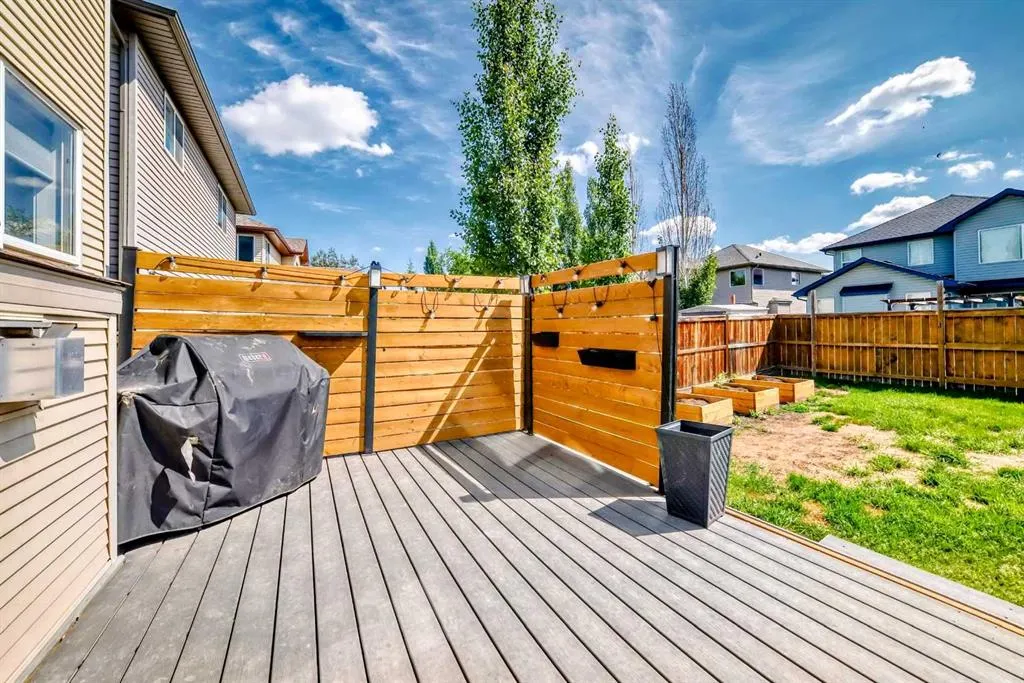 301 Brightonstone Green SE