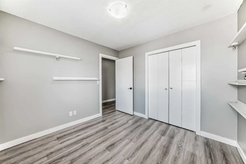 301 Brightonstone Green SE