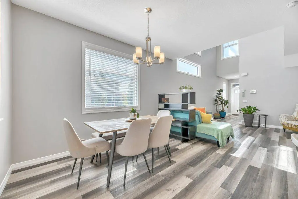 108 Evanston Hill NW