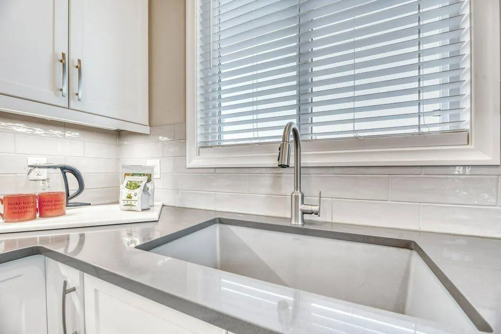108 Evanston Hill NW
