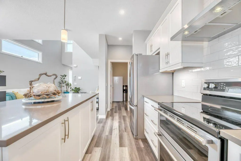 108 Evanston Hill NW