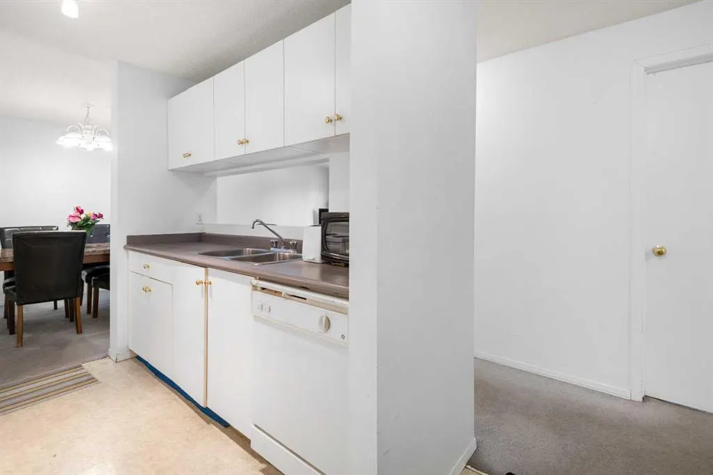 6224 17 Avenue SE, #2210