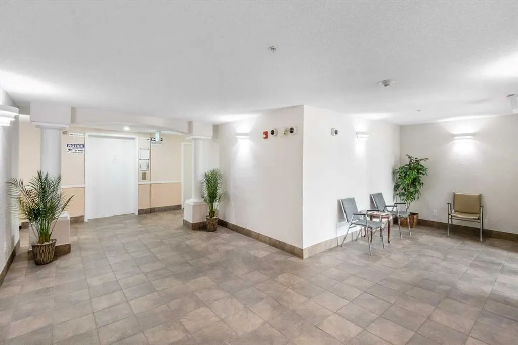 6224 17 Avenue SE, #2210