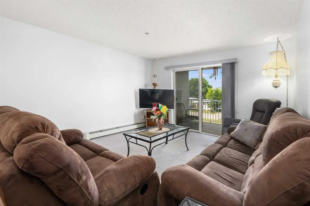 6224 17 Avenue SE, #2210