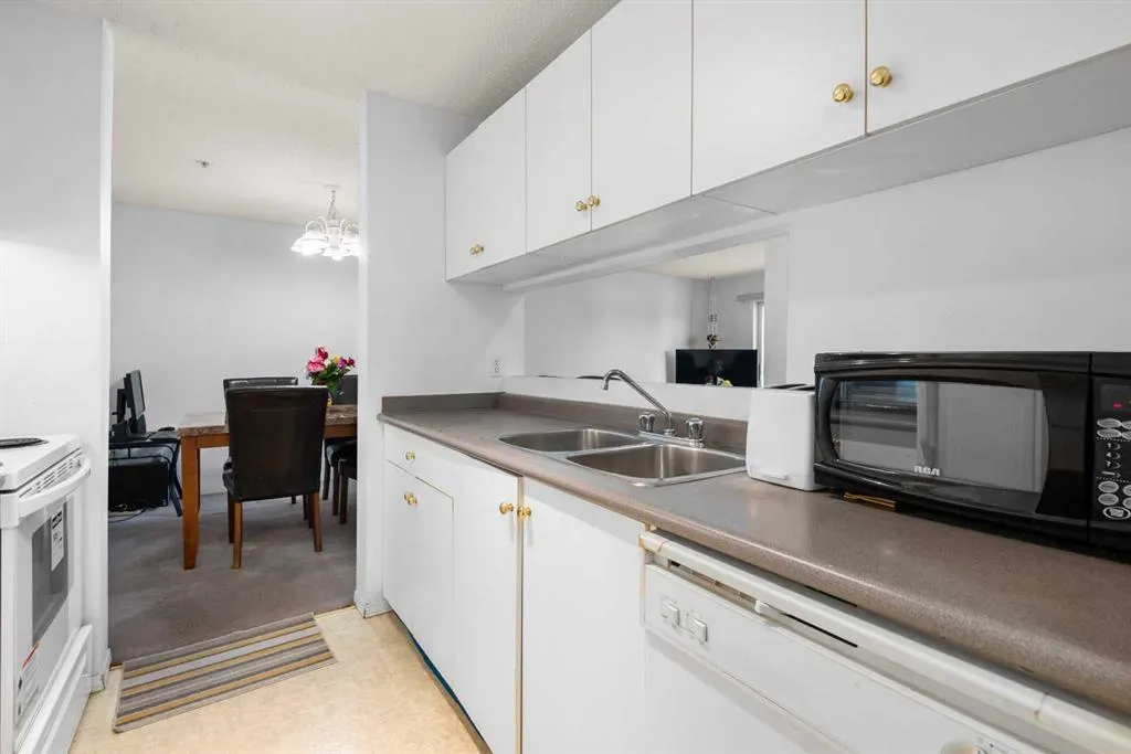 6224 17 Avenue SE, #2210
