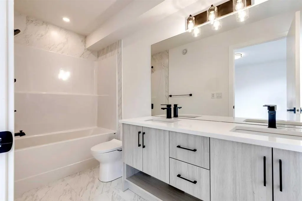 903 Mahogany Boulevard, #13