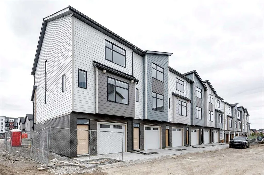 903 Mahogany Boulevard, #13