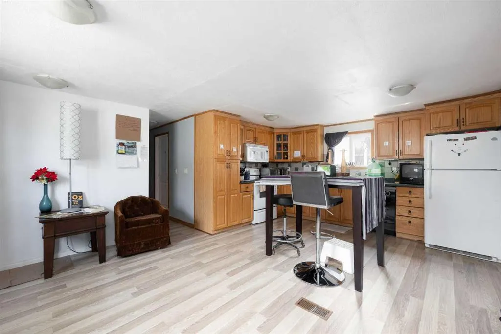 216 Grenfell Crescent