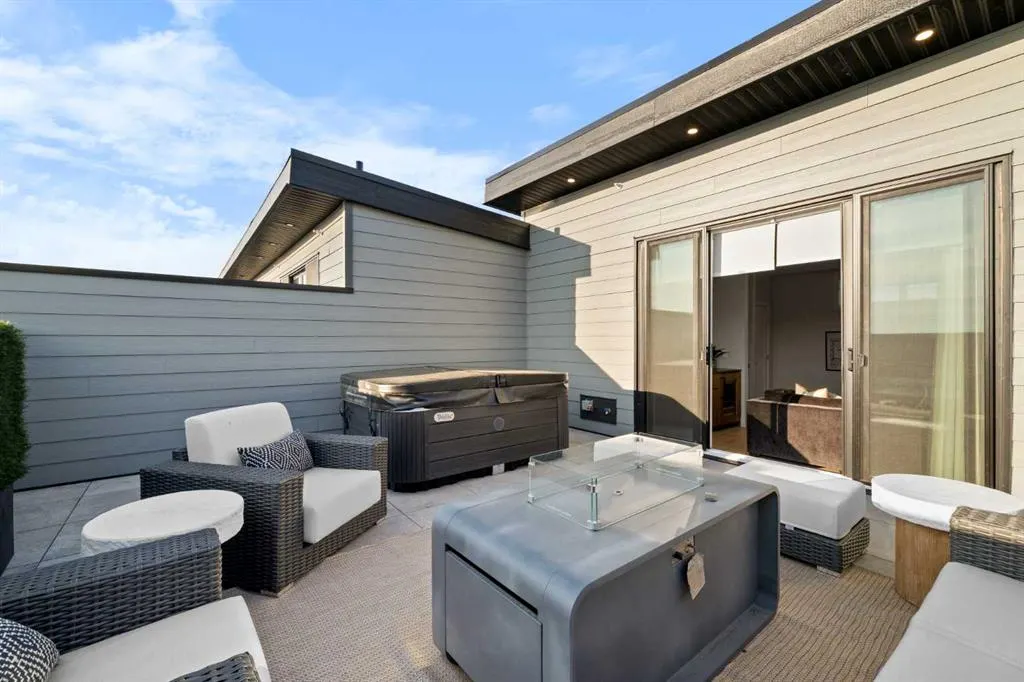 24 Greenwich Heath NW