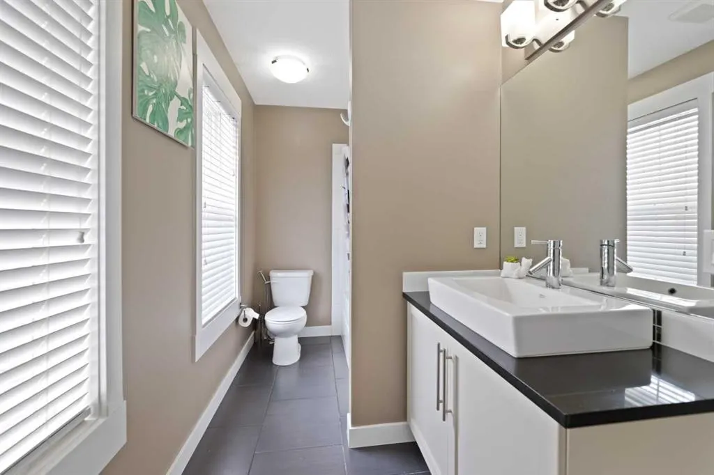 145 Rainbow Falls Glen