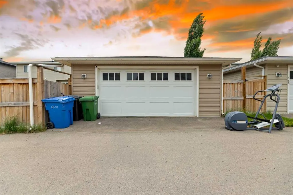 145 Rainbow Falls Glen