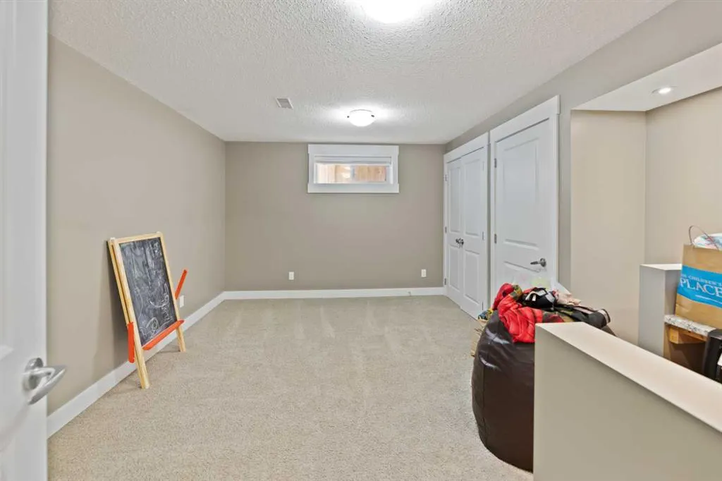 145 Rainbow Falls Glen