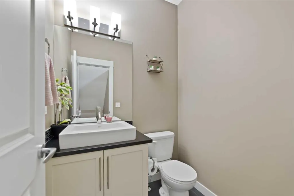 145 Rainbow Falls Glen