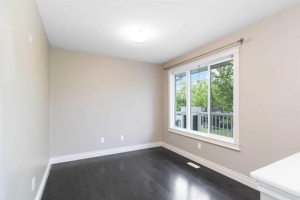 117 Coniker Crescent