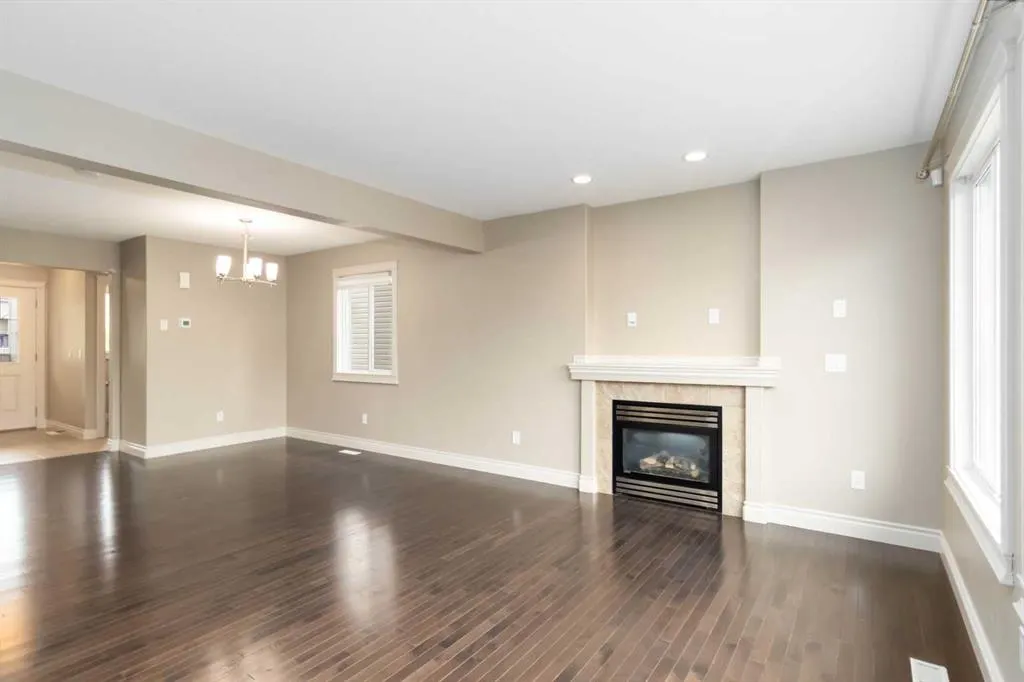 117 Coniker Crescent