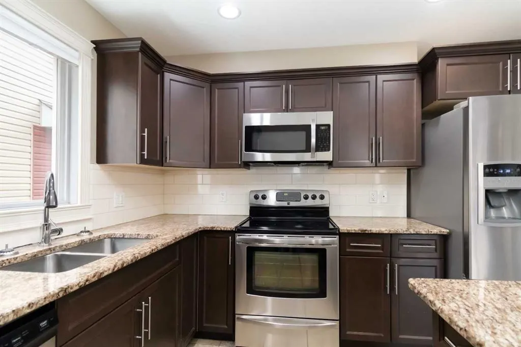 117 Coniker Crescent