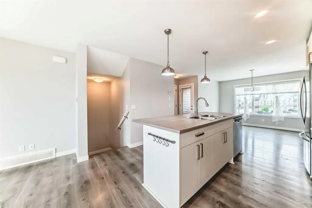 250 Fireside View, #2205