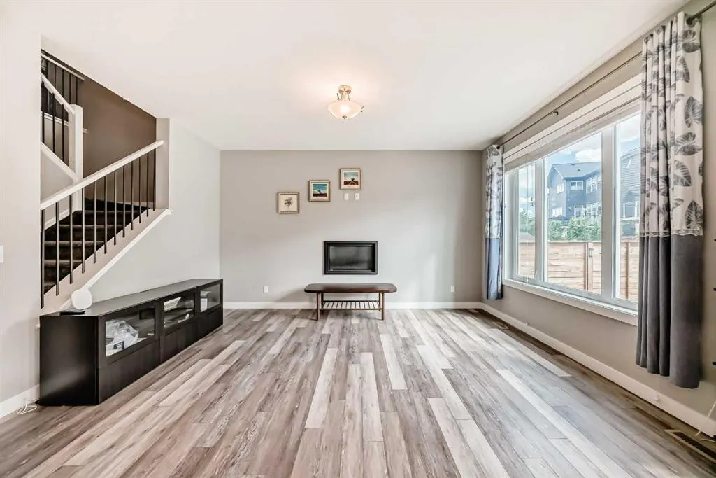 39 Evansglen Link NW